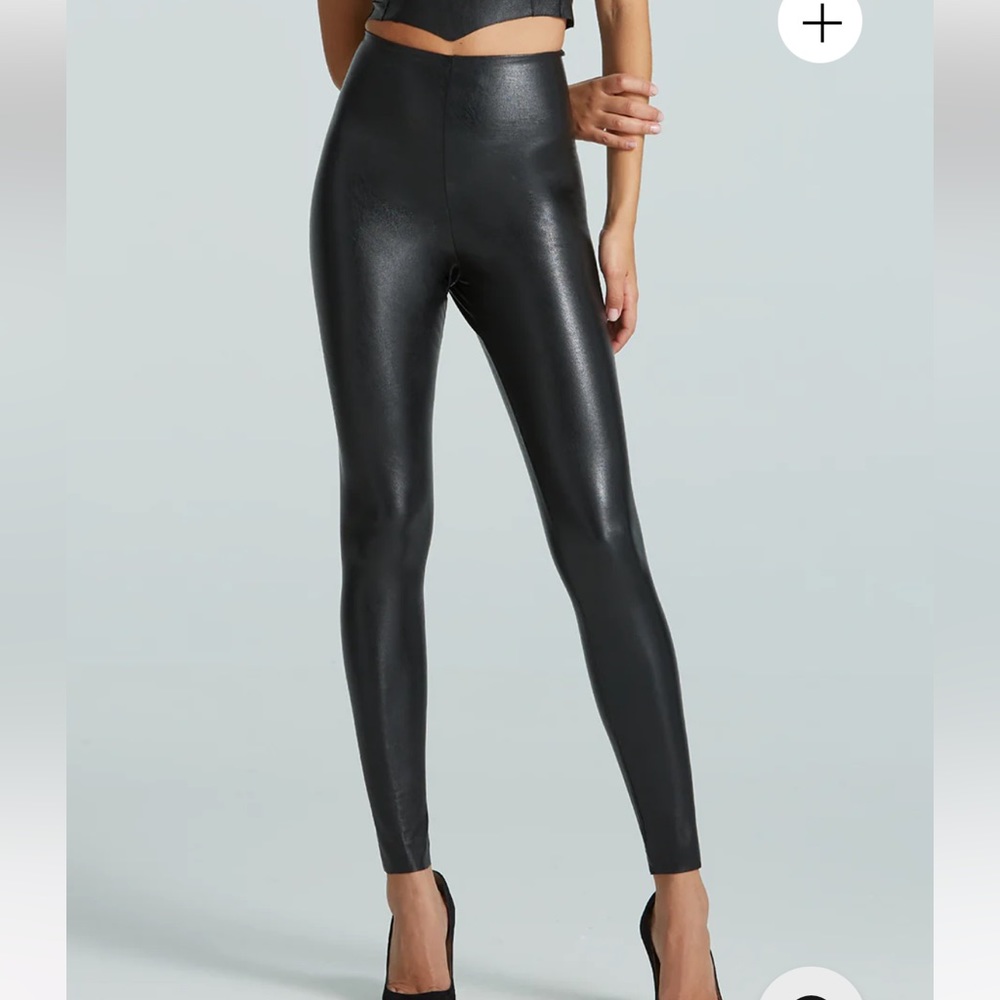 Commando black high rise faux leather leggings, size M